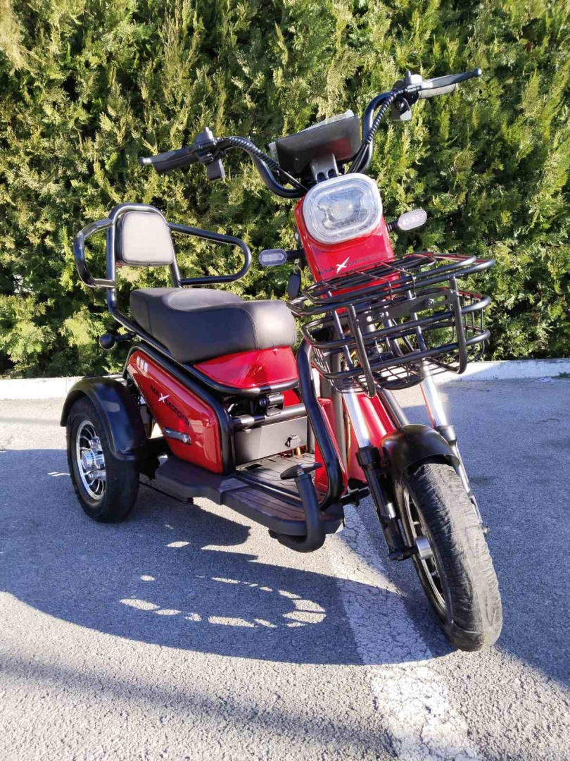 Електрическа триколка MaxMotors Pudding Червена 1800W Двуместна - Image 3