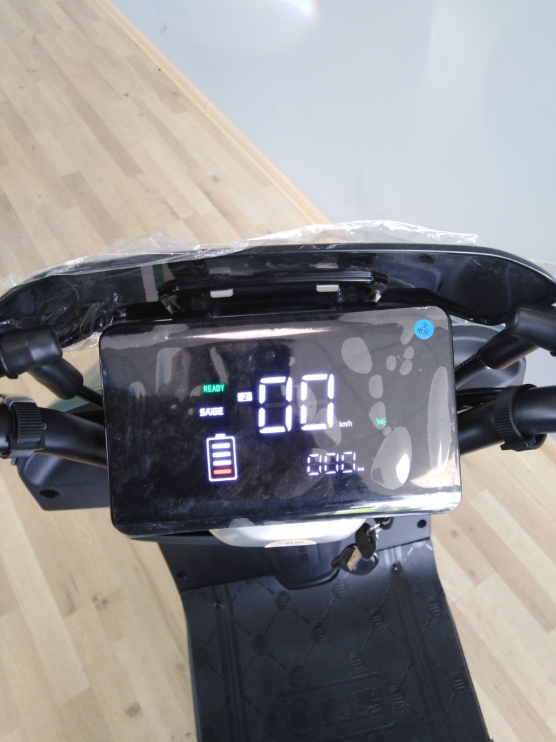ЕЛЕКТРИЧЕСКИ СКУТЕР MAXMOTORS AGENT 007 2000W - Image 5
