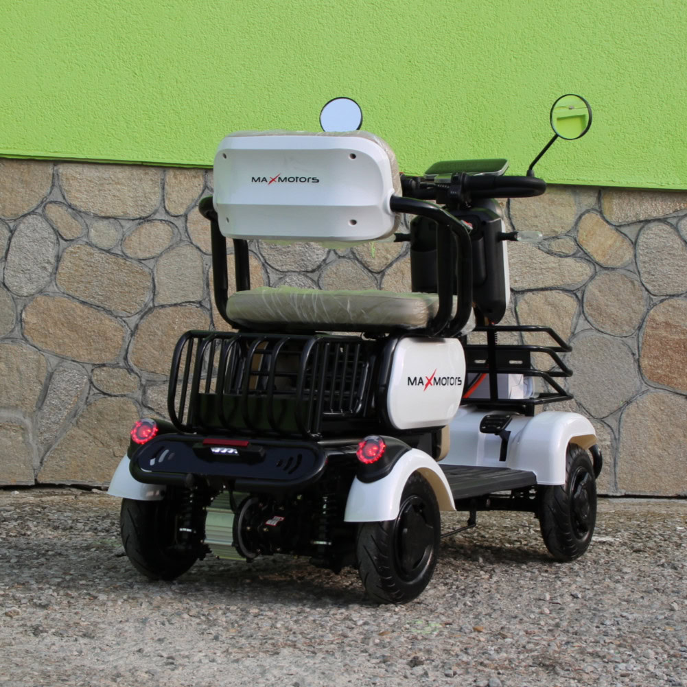 Електрическа четириколка MaxMotors A9 за възрастни, бяла, 1500W, 48V/20Ah, подходяща за градска моби.