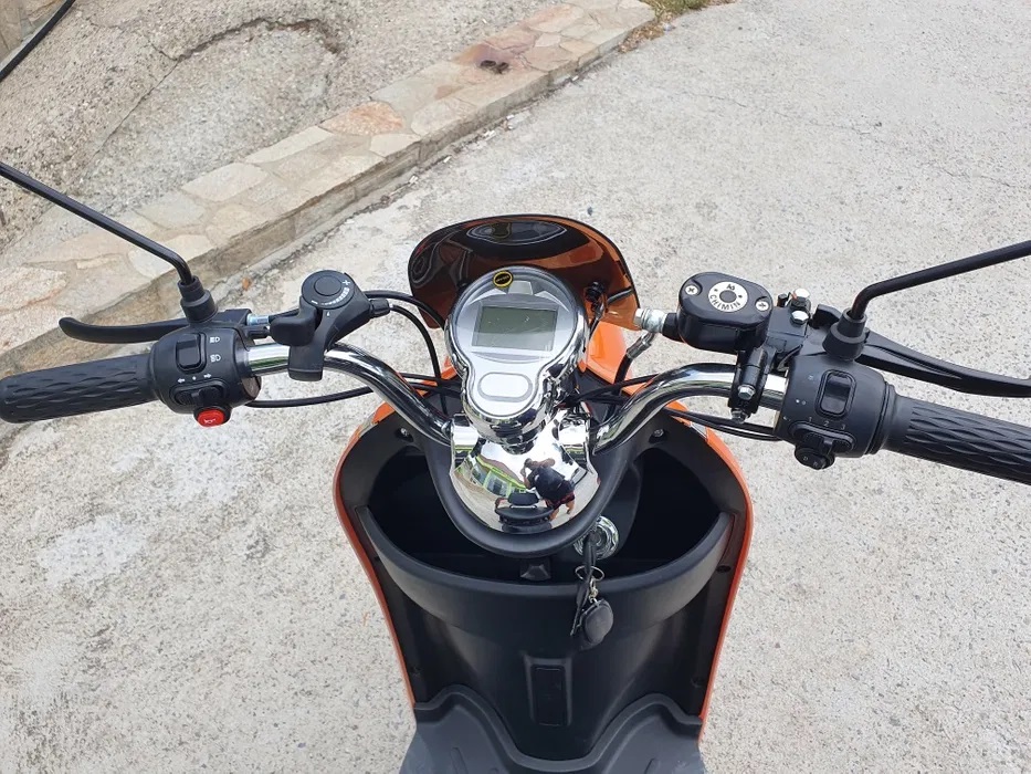 Електрическа триколка MaxMotors X2 Orange - 1500W, триместна - Image 4