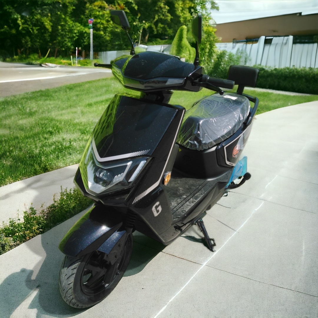 ЕЛЕКТРИЧЕСКИ СКУТЕР MAXMOTORS SG ROBOT 2500W