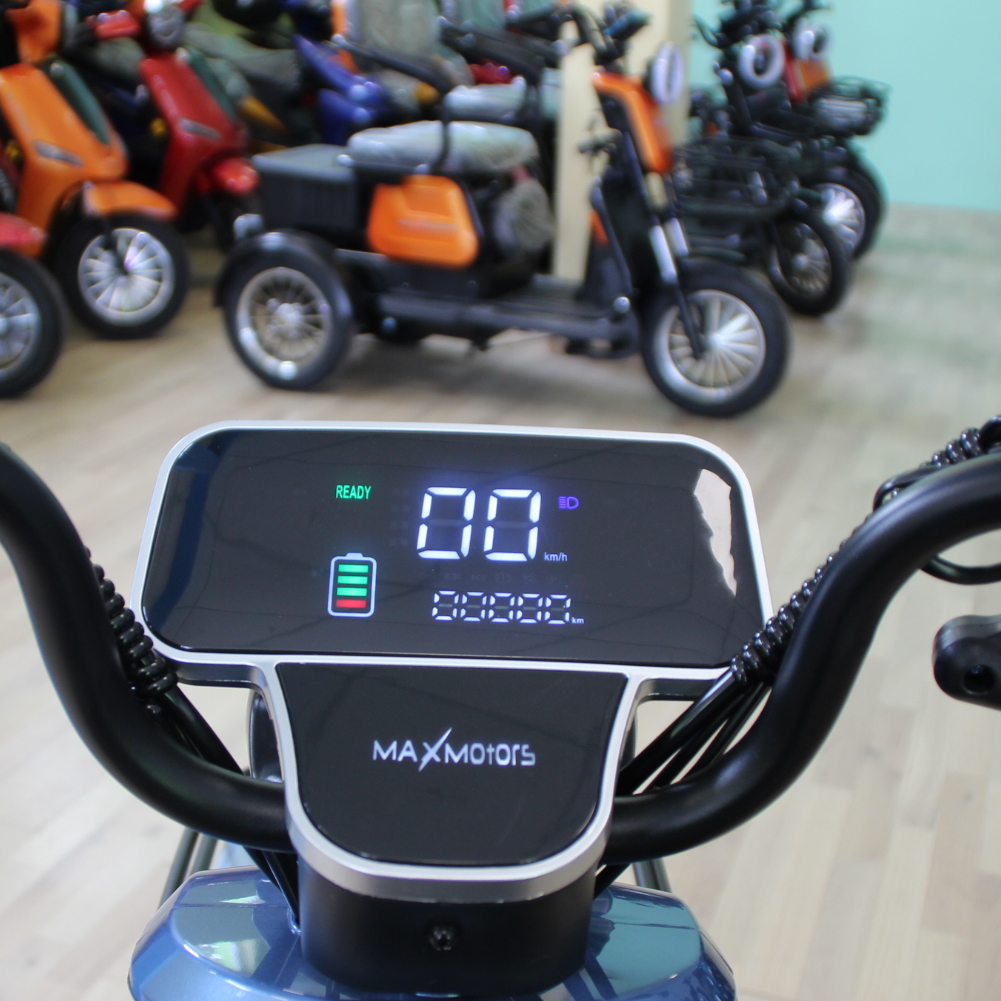 Двуместна електрическа триколка MAX MOTORS 1500W 20 AH Blue - Image 11
