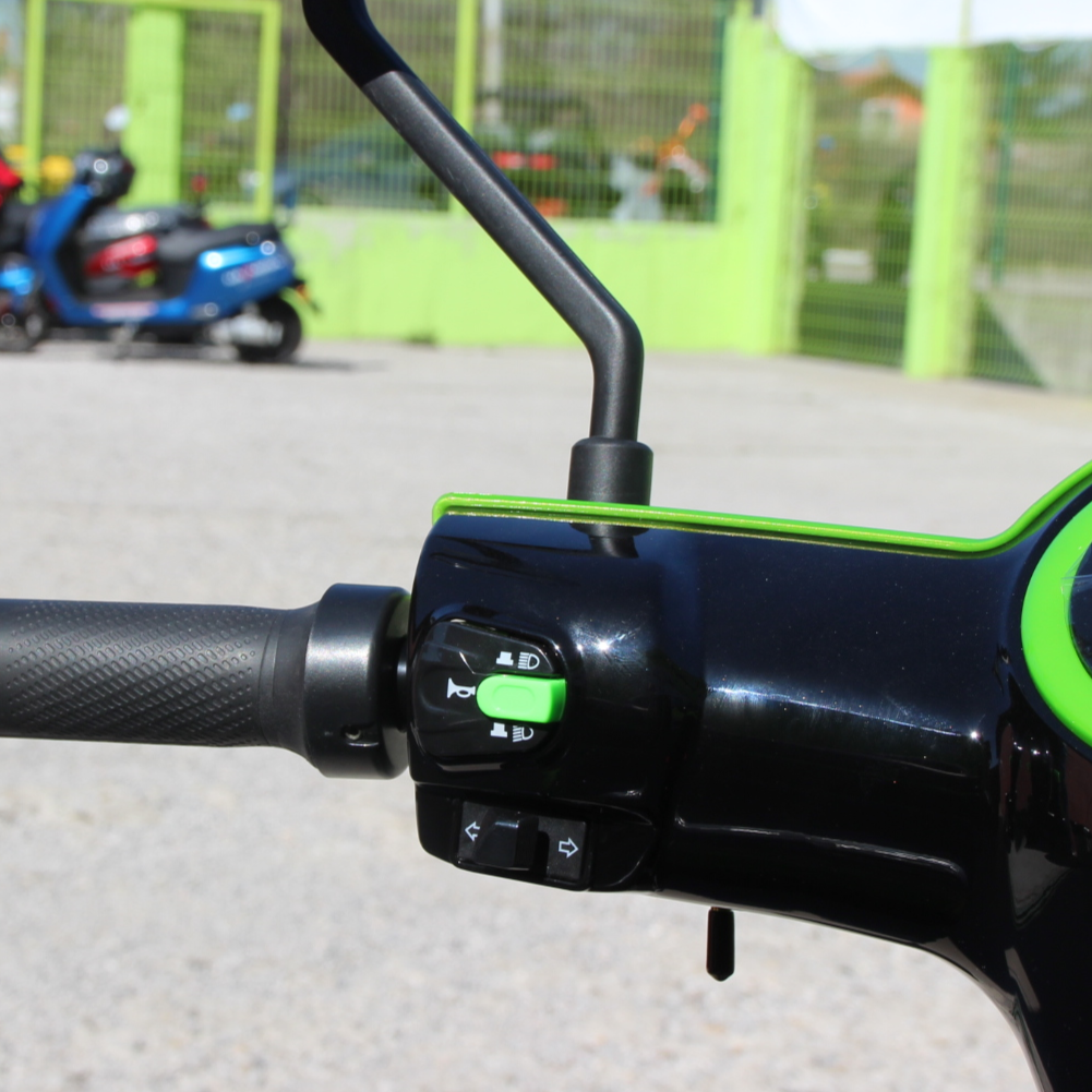 Електрическа триколка MaxMotors FM1 Lux GREEN 1500W - Image 10
