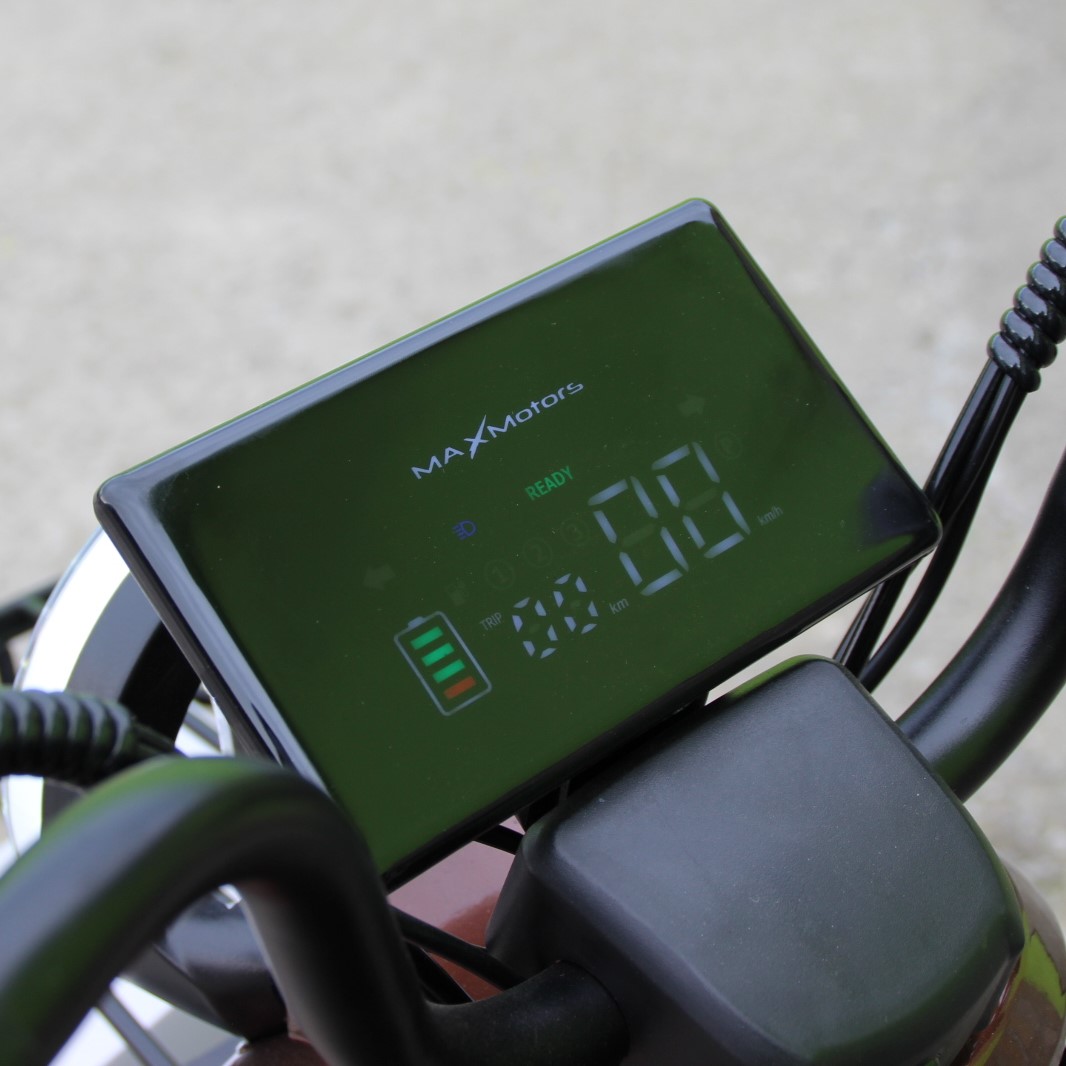 Двуместна електрическа триколка MAX MOTORS 1500W 20 AH - Image 9