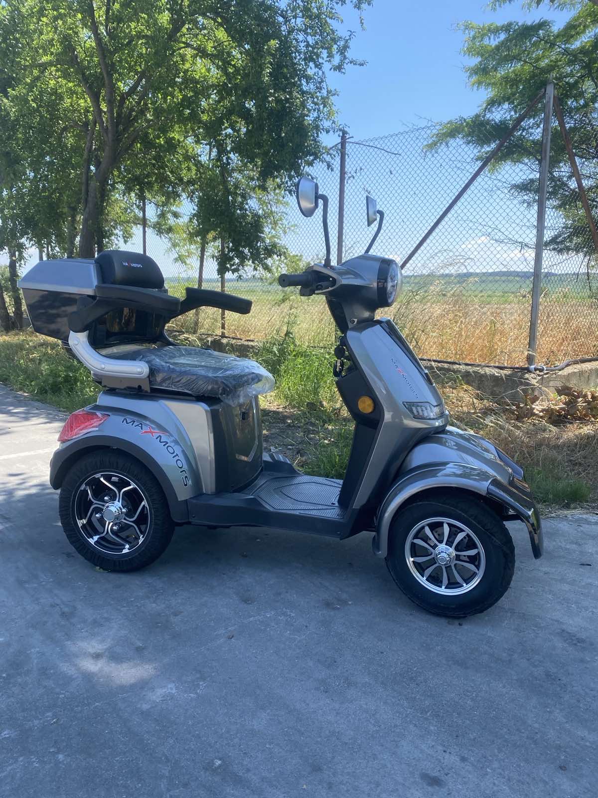 Електрическа четириколка Maxmotors 1500W FM4 сива с покрив - Image 3